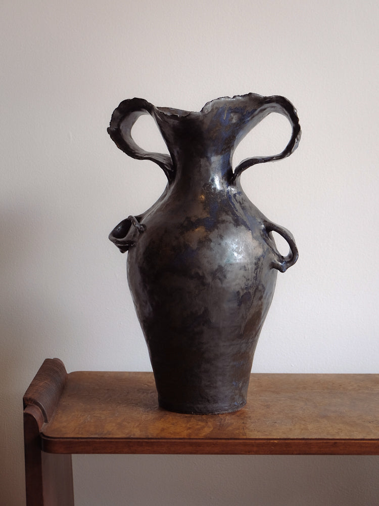 Amphora 2 Forward