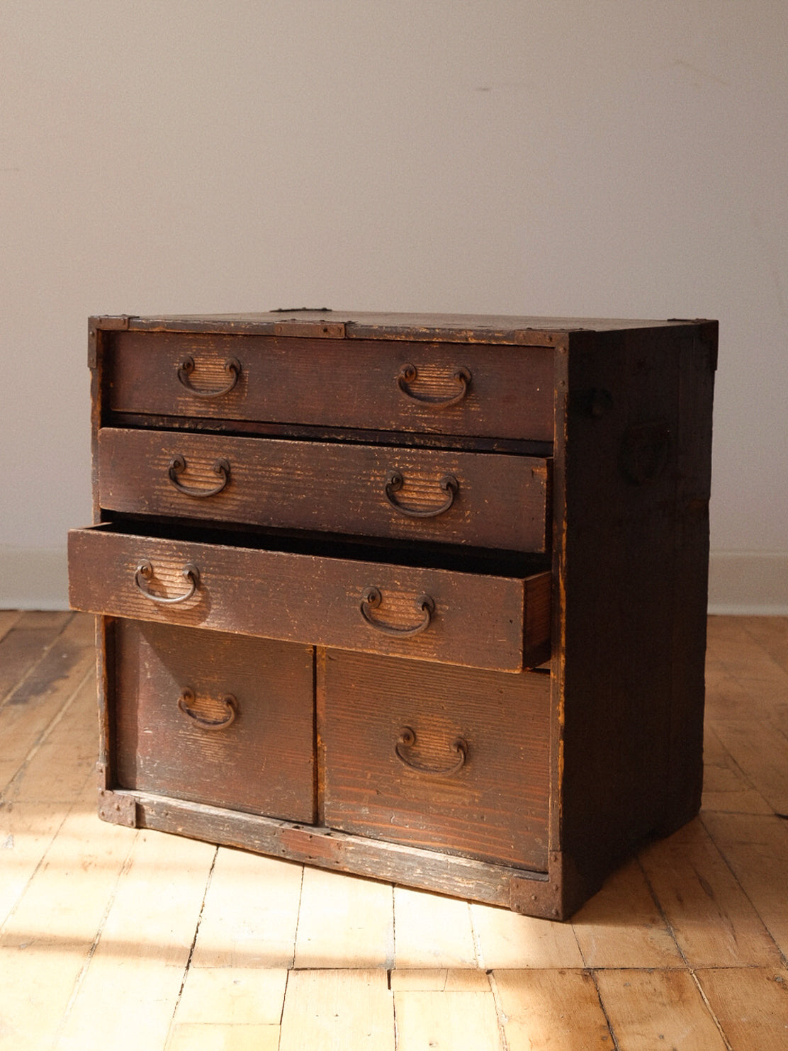 Japanese Tansu Chest