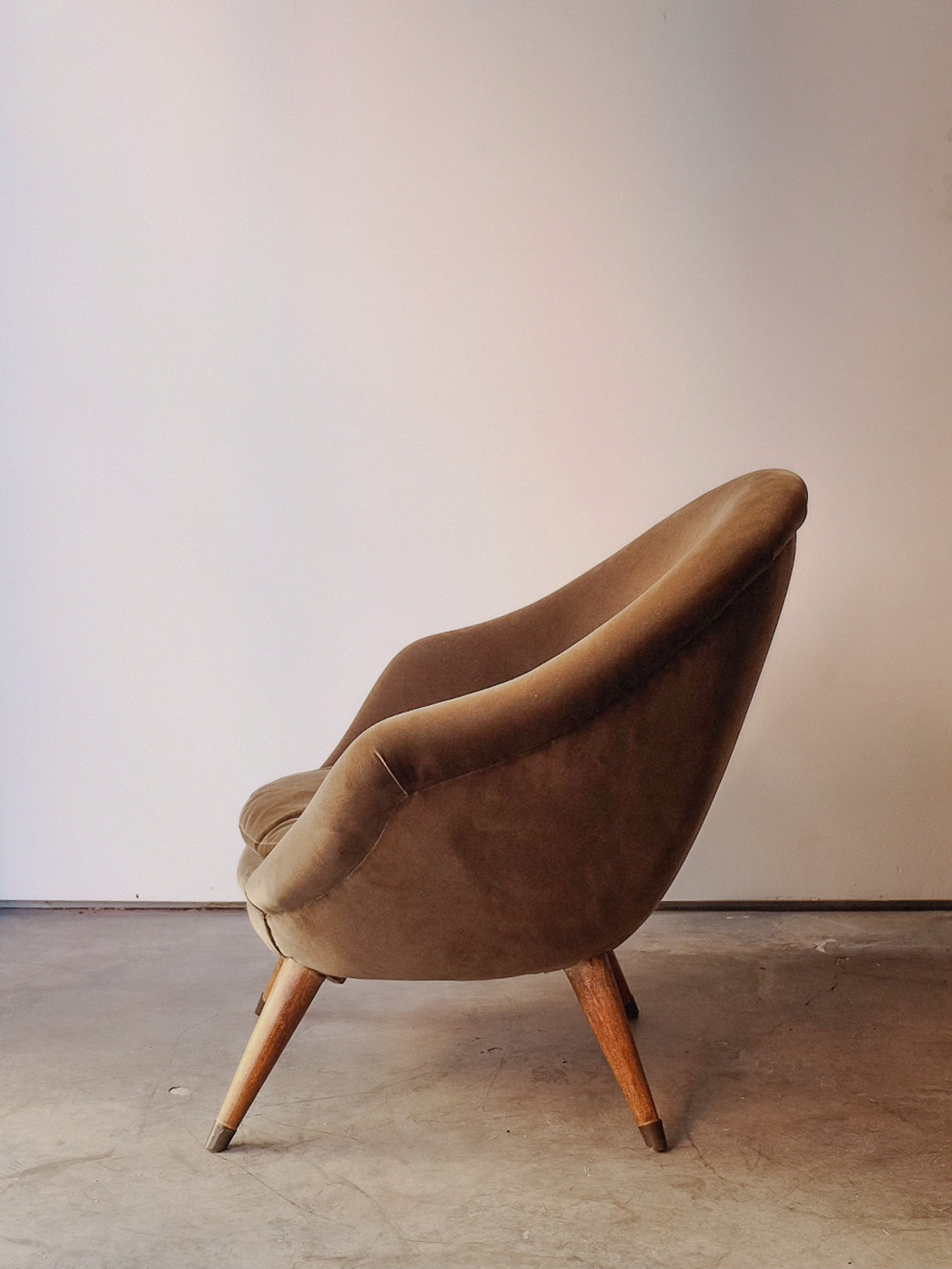 Velvet Fauteuil Chairs