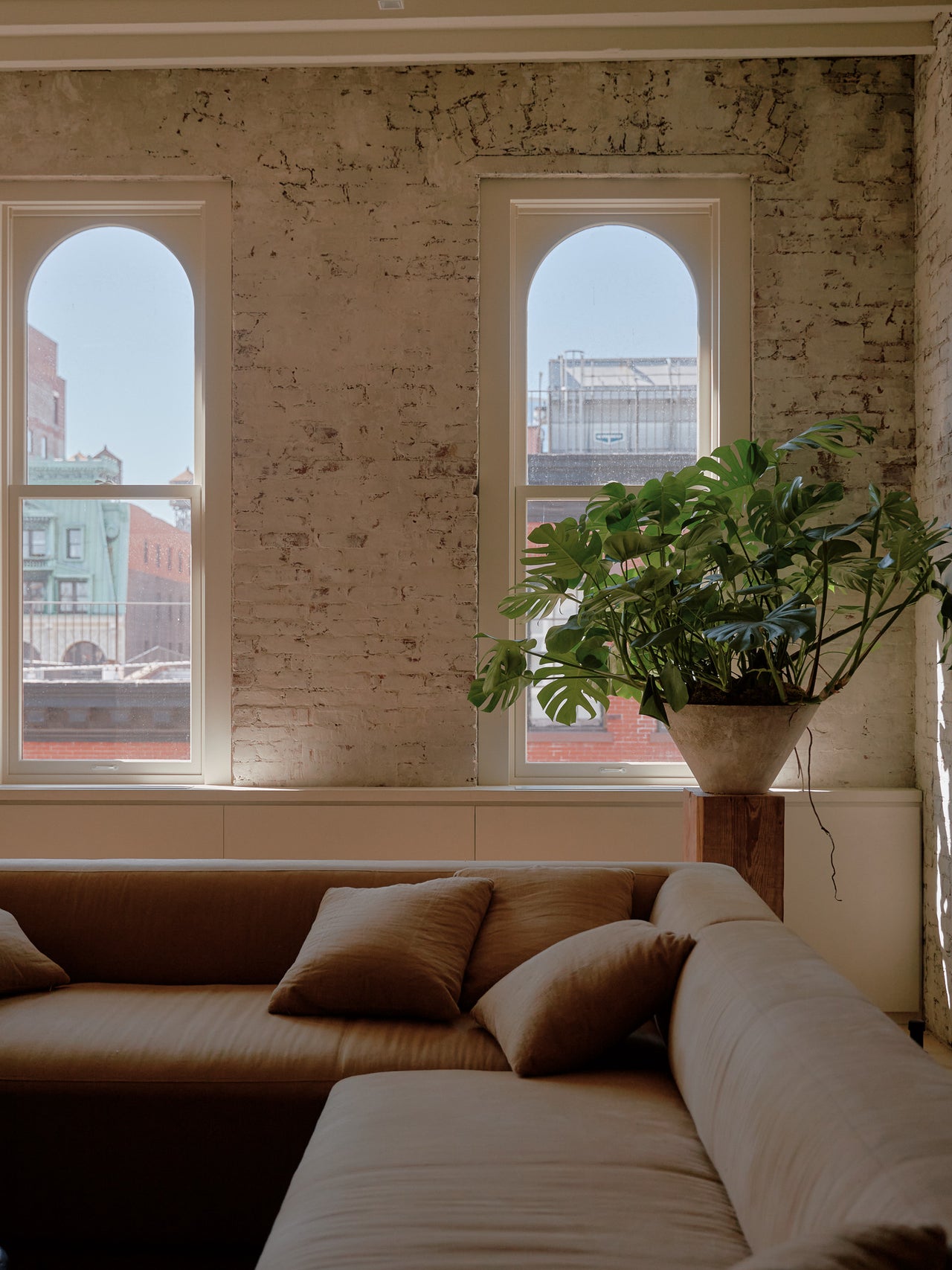Kyuka Sofa