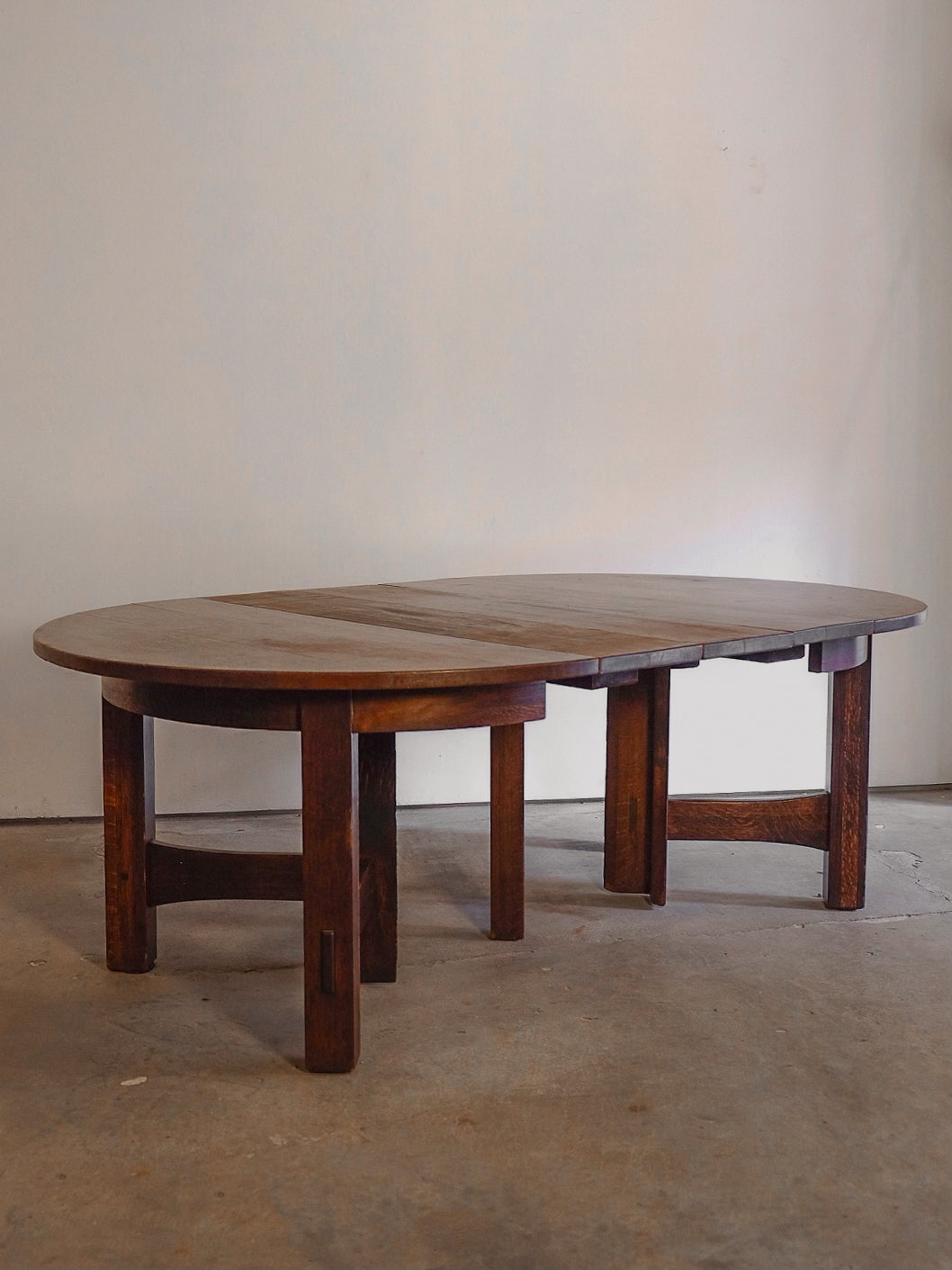 Gustav Stickley Expandable Oak Table