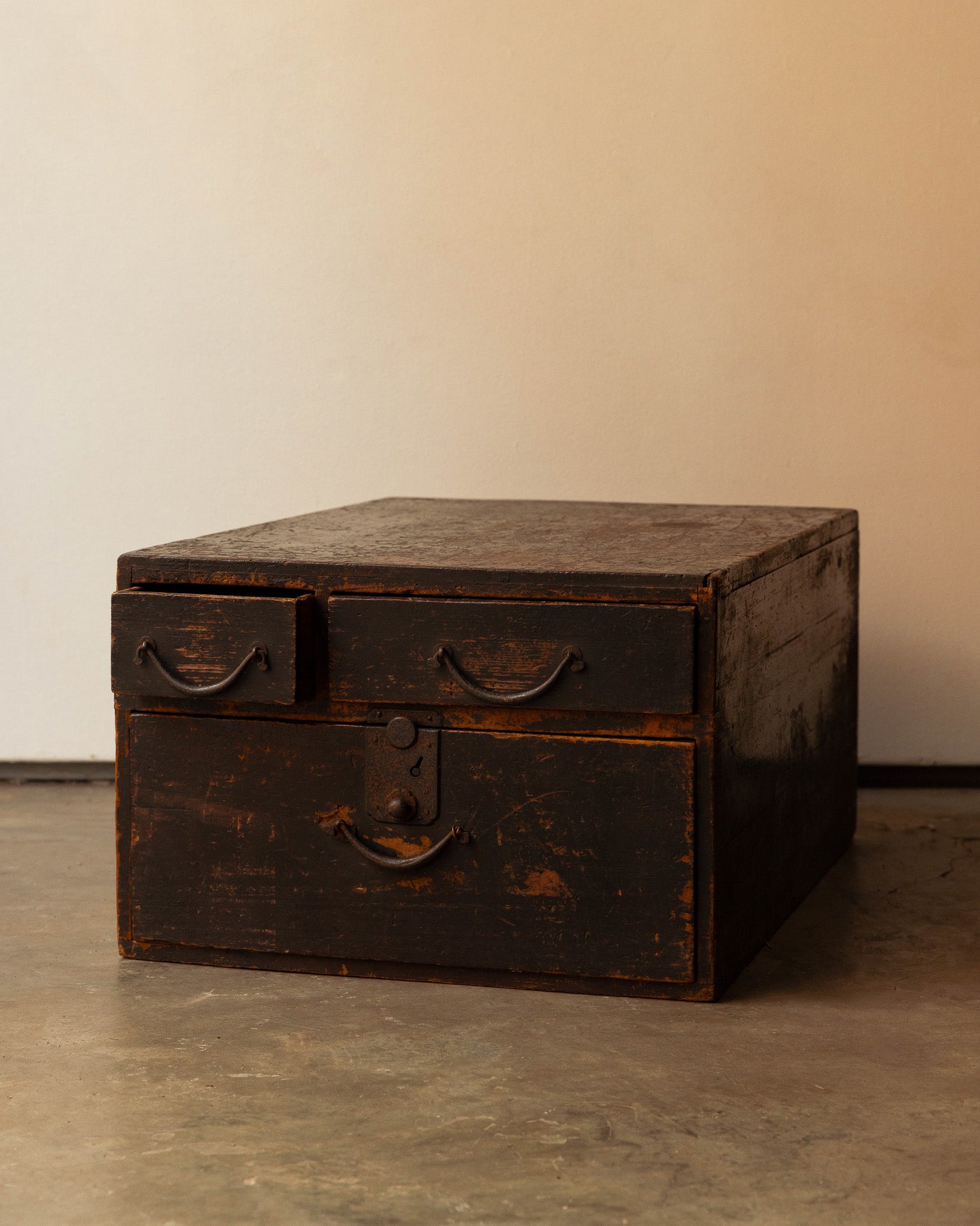 Low Japanese Chest with Drawers