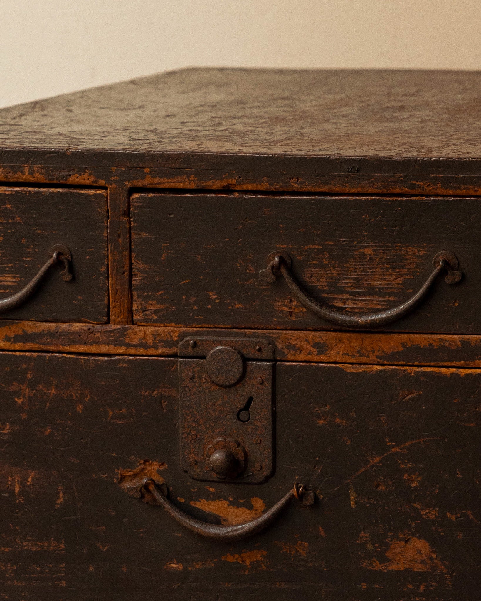 Low Japanese Chest with Drawers